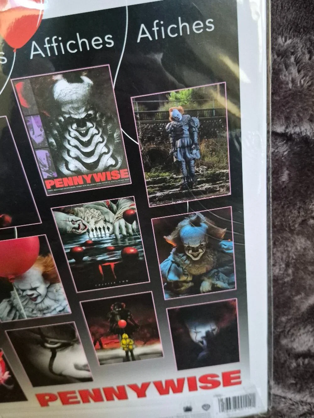 Trends Posters International Horror IT Poster Book 12 Posters Book 8.5